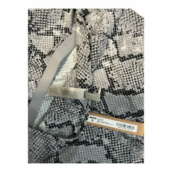 Brand New Skims Women's Size Medium Chrome Snakeskin Print Cling Matte Top - Picture 5 of 5